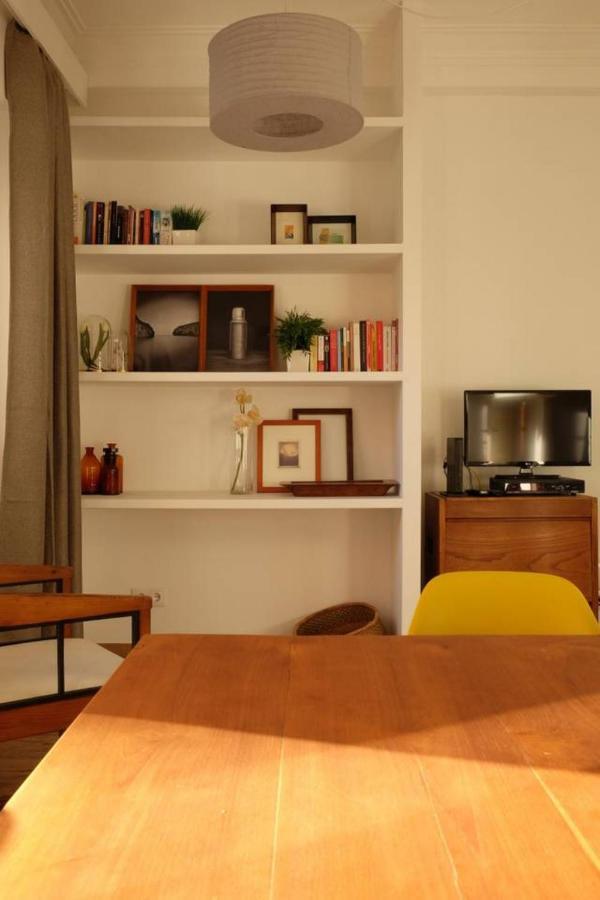 Central 2 Bedroom Apt W/Garden And Pantheon Views Lisboa Kültér fotó