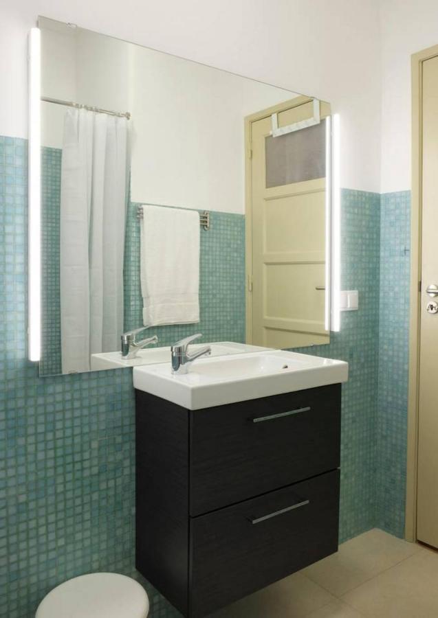 Central 2 Bedroom Apt W/Garden And Pantheon Views Lisboa Kültér fotó