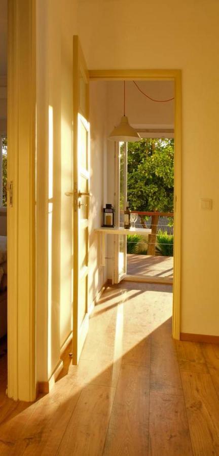 Central 2 Bedroom Apt W/Garden And Pantheon Views Lisboa Kültér fotó