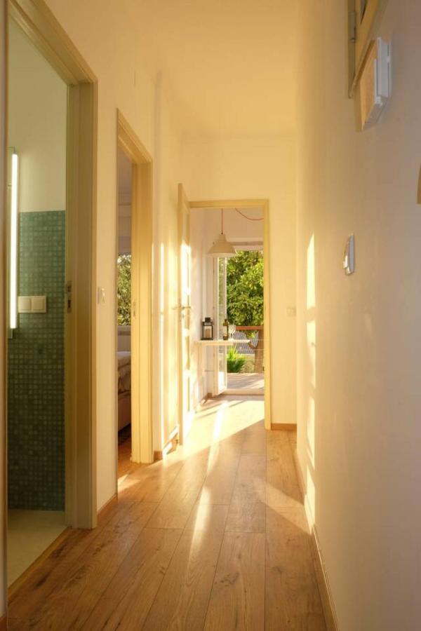 Central 2 Bedroom Apt W/Garden And Pantheon Views Lisboa Kültér fotó